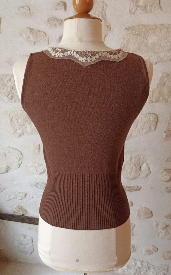 Blumarine Sleeveless Cashmere Sweater Top