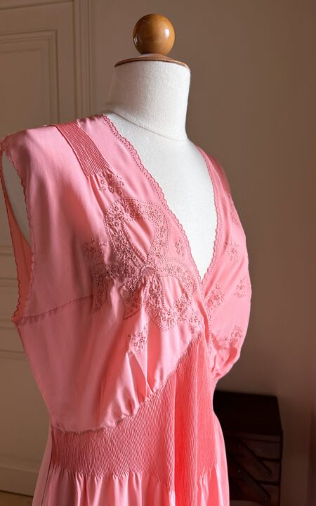Vintage Pure Silk Peach Gown