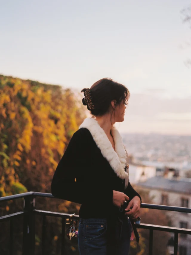 Cozy 🤍
@studio_gabes photo talent 

#vintagecurator #vintagefur